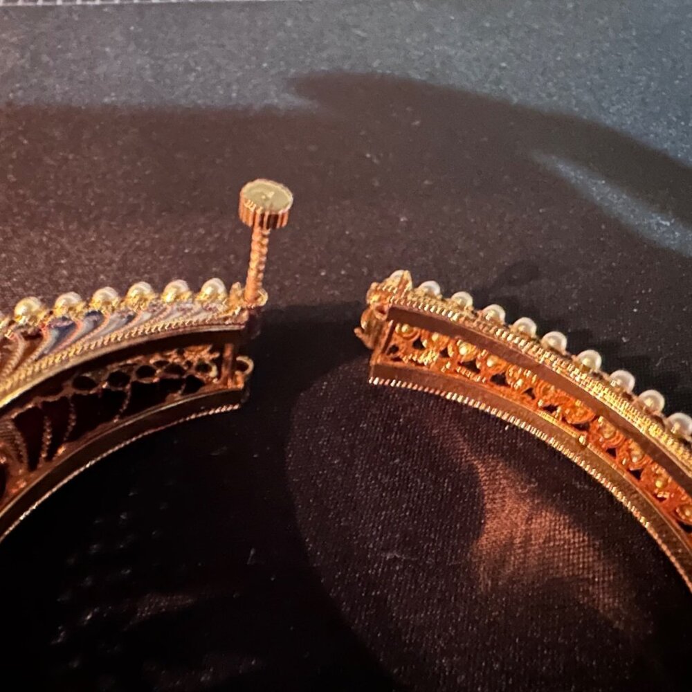 Antique East Indian Inspired Womens Bangle Intricate Design Collectible Costume - Picture 6 of 9